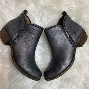 Lucky Brand Metallic Silver/ Pewter Bartalino Booties Sz.7
